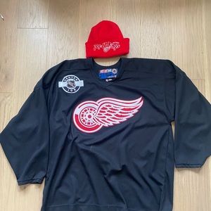 Jersey and hat combo